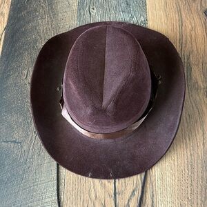 Kids costume cowboy hat with chin strap